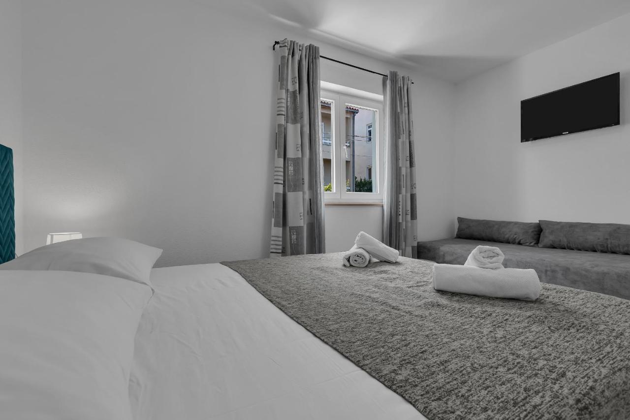 Ferienwohnung Rafael Makarska Exterior foto