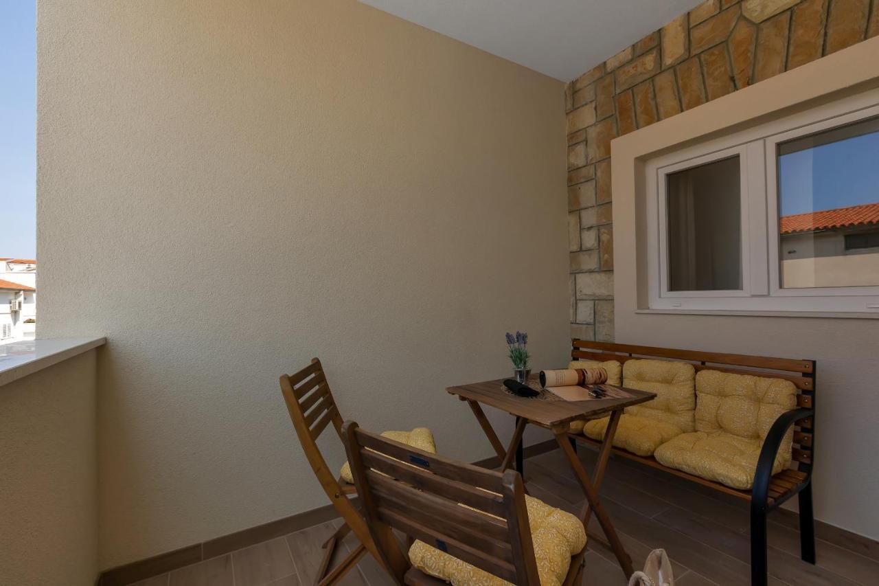 Ferienwohnung Rafael Makarska Exterior foto